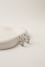 Oval Halka Taşlı Küpe